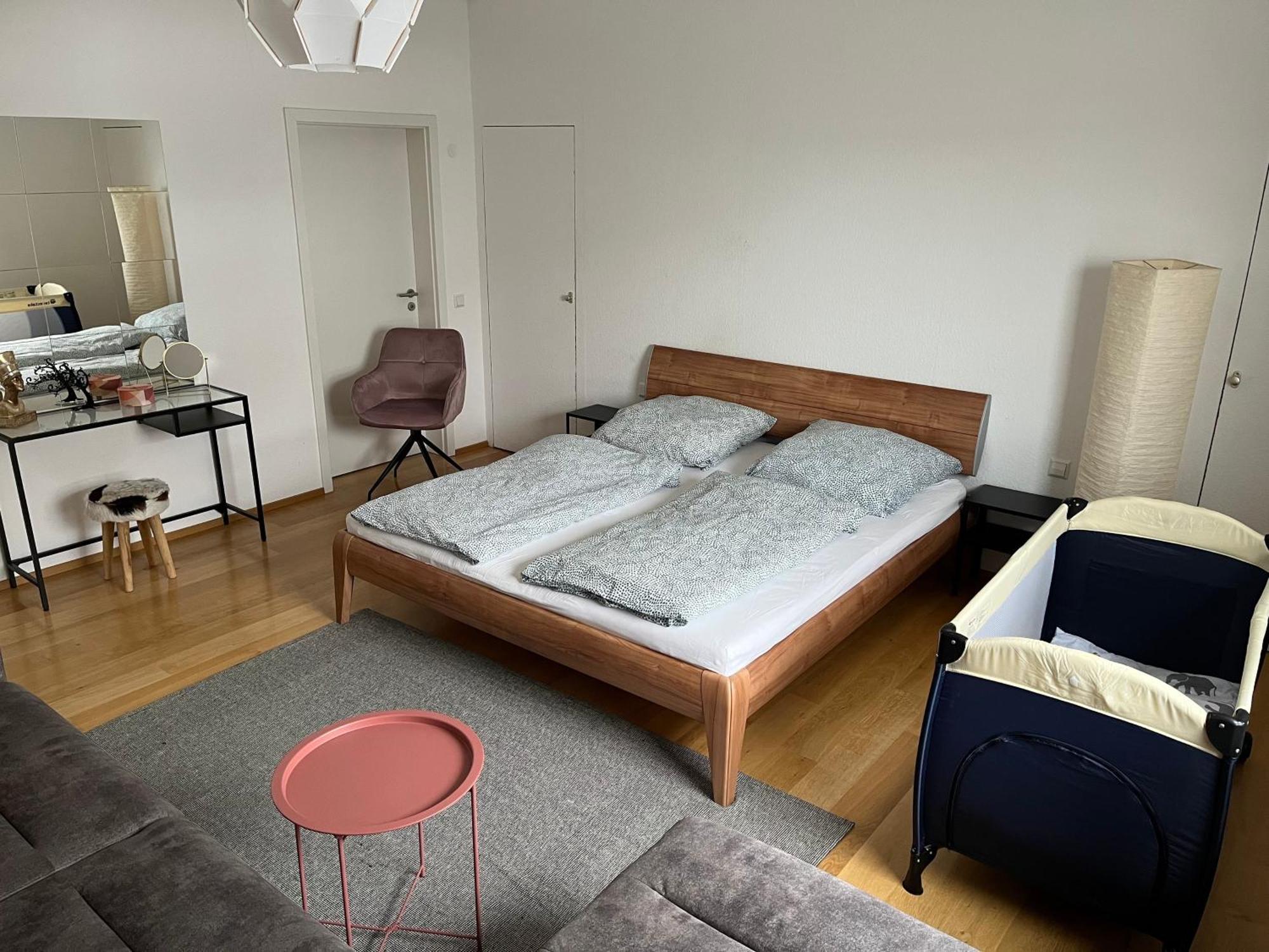 Penthouse Perfekt Fuer Teams, Familien Und Gruppen Lägenhet Bad Mergentheim Exteriör bild